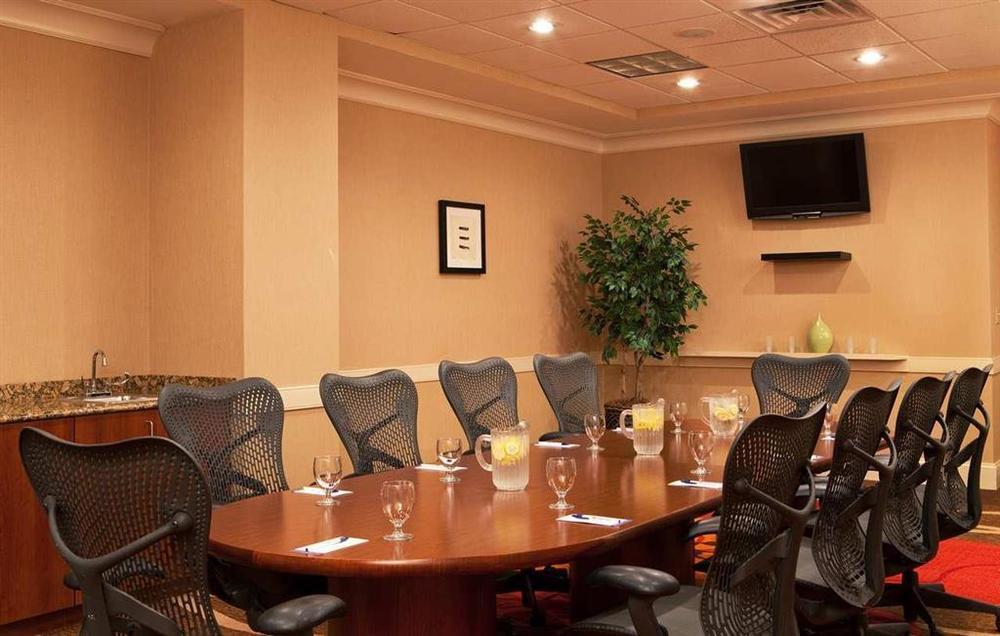 Hilton Garden Inn Philadelphia-Fort Washington Facilidades foto