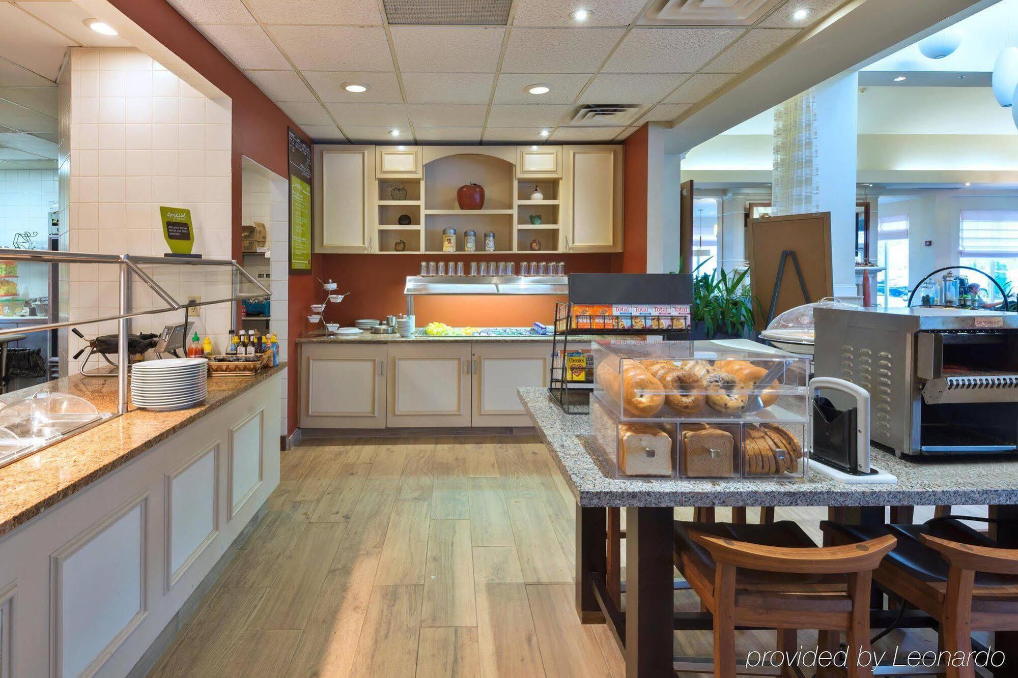 Hilton Garden Inn Philadelphia-Fort Washington Exterior foto